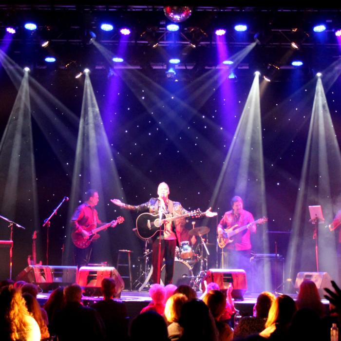 So Good! The Neil Diamond Experience starring Robert Neary