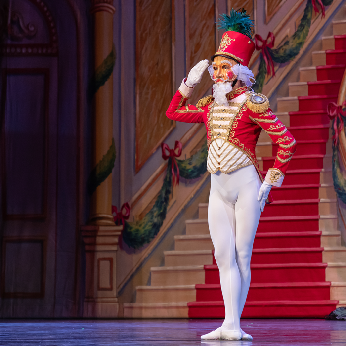 The nutcracker saluting the audience
